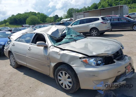 2005 Toyota Camry Le из США, поврежденный, VIN 4T1BE32K85U089256